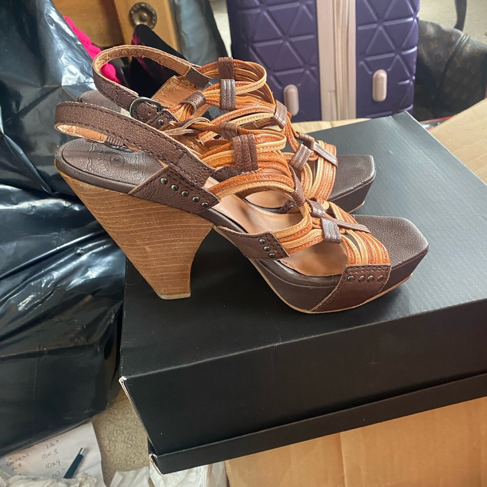 Lucky Brand Brown and Orange Women's Platform Sandals 4 inch